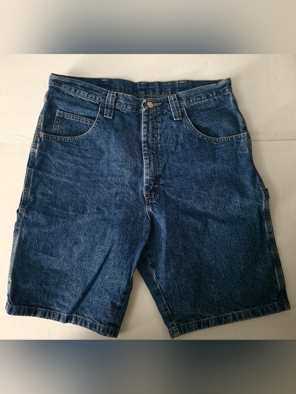 Wrangler Men's Dark Blue Denim Relaxed Fit Shorts